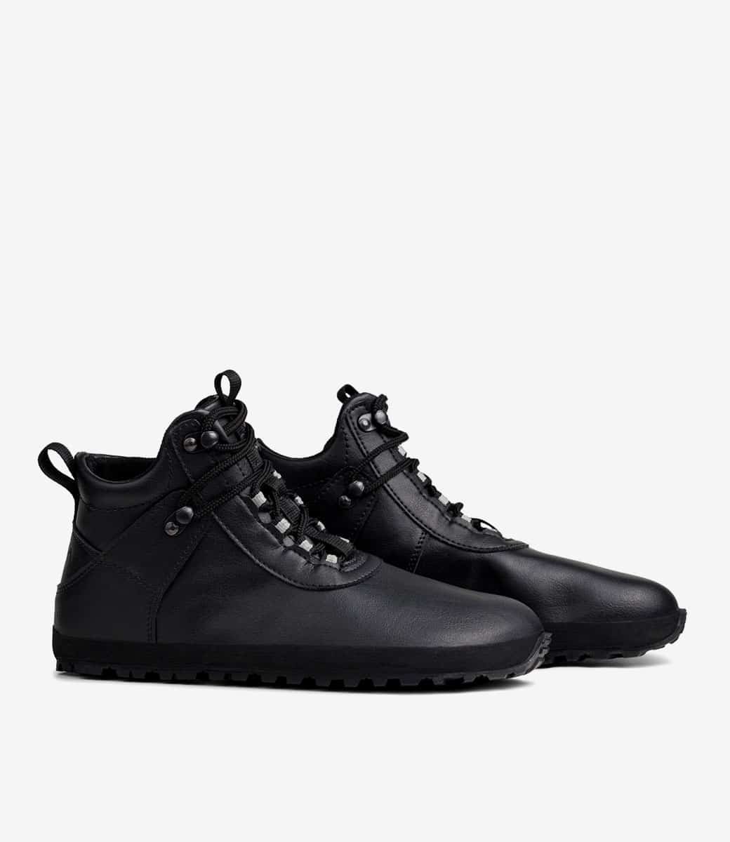 Ahinsa Hiker ultra Comfort Trek shoes - black